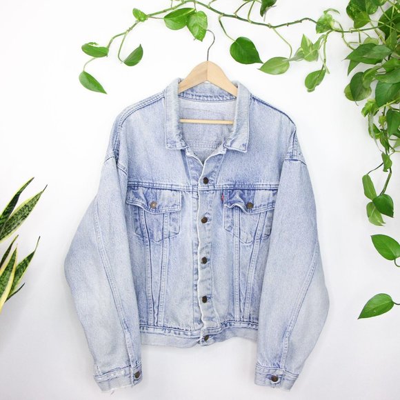 Levi's Jackets & Blazers - Vintage Levi’s Light Wash Distressed Denim Jacket